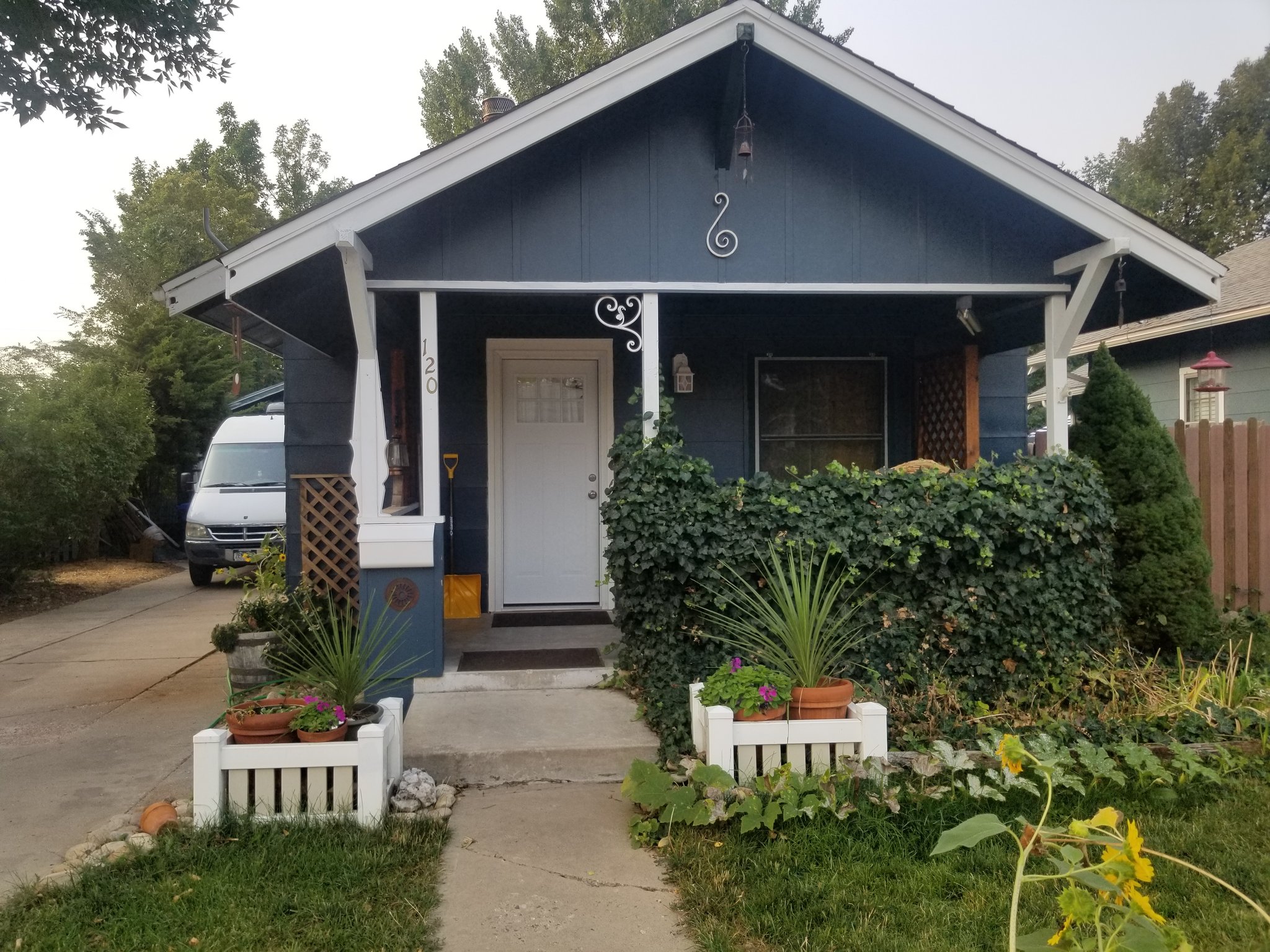 Loveland House: 120 West 10th Street