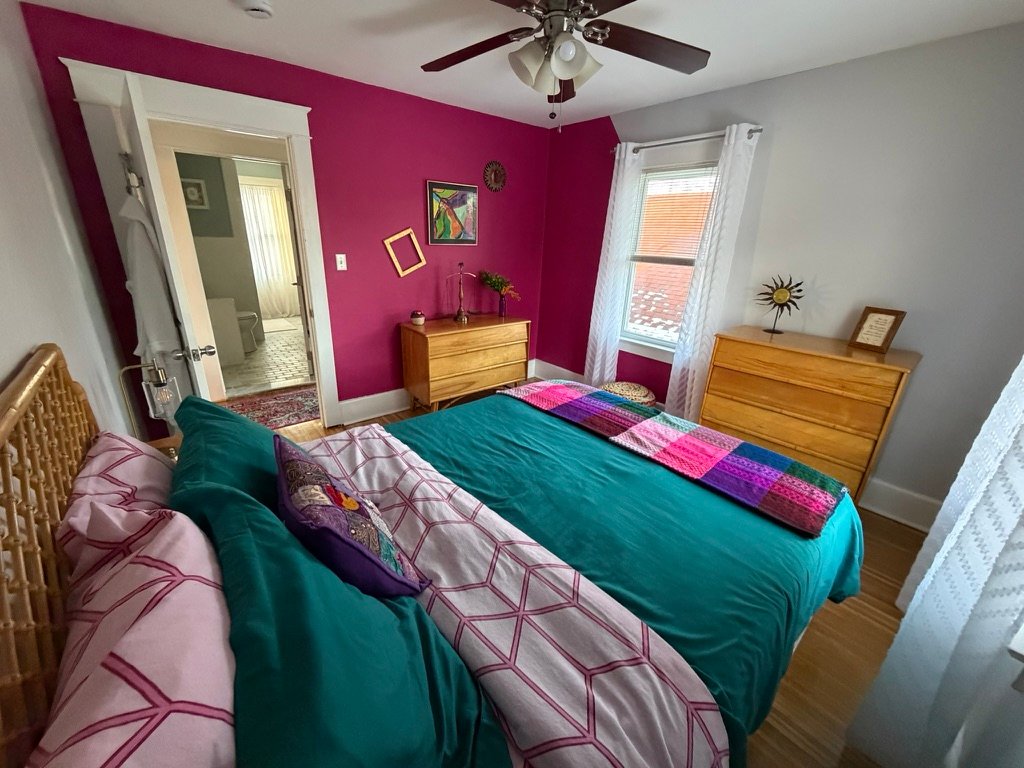 Utica Single Room: 1805 Baker Ave