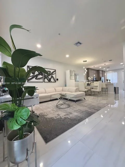 Miami Condo: 6450 NW 102nd Path