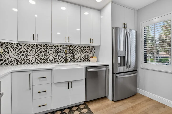 Boca Raton Condo: 21650 Juego Circle 24j