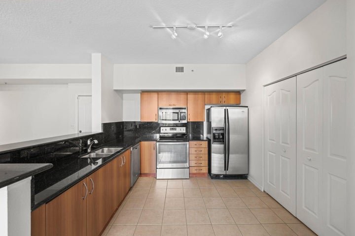 Delray Beach Condo: 255 NE 3rd Avenue 2-407