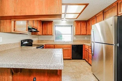 Sacramento House: 1350 Northview Dr