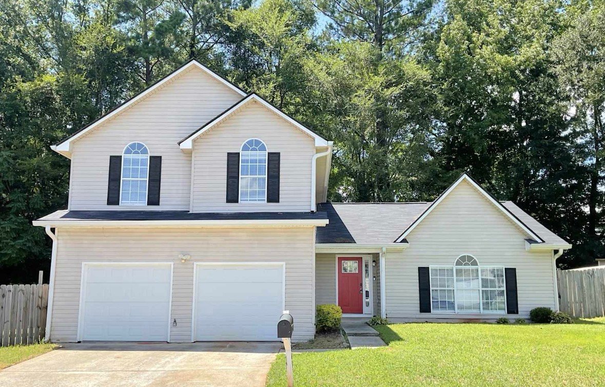 Atlanta House: 3262 Sugar Creek Falls Ave