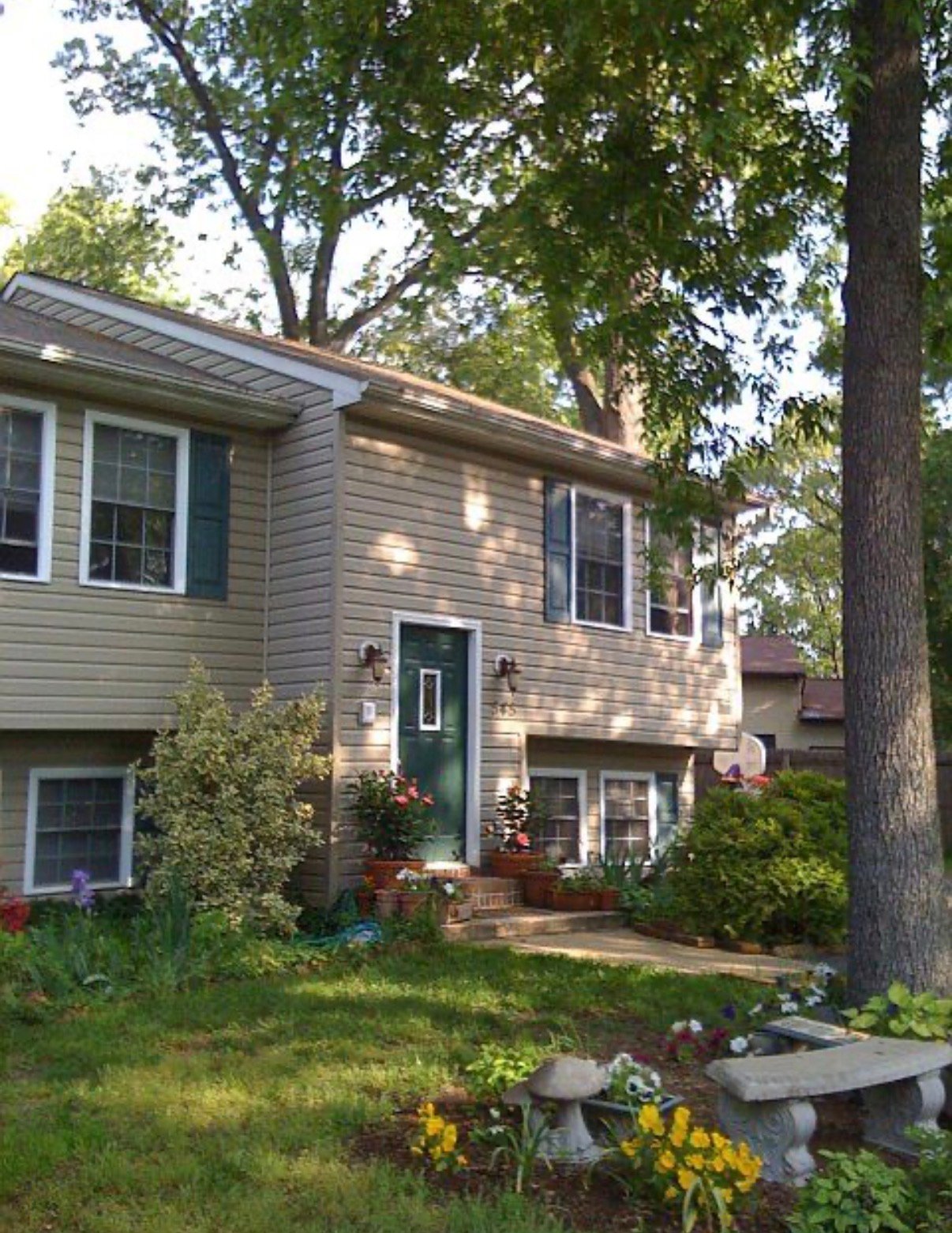 Glen Burnie House: 545 Old Stage Rd