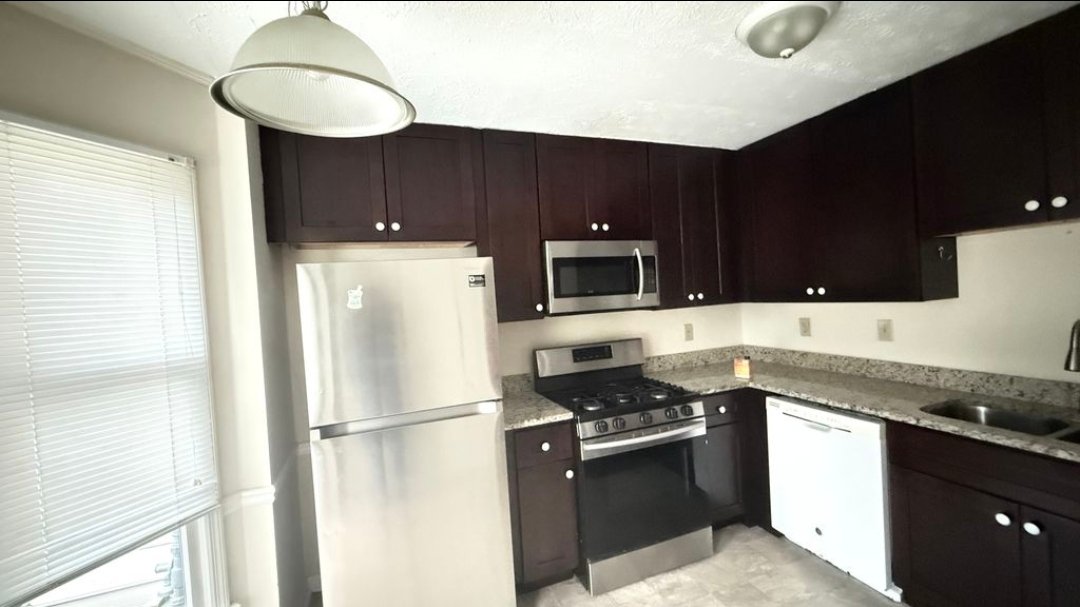 Smyrna Townhome: 1007 Oaks Pkwy SE