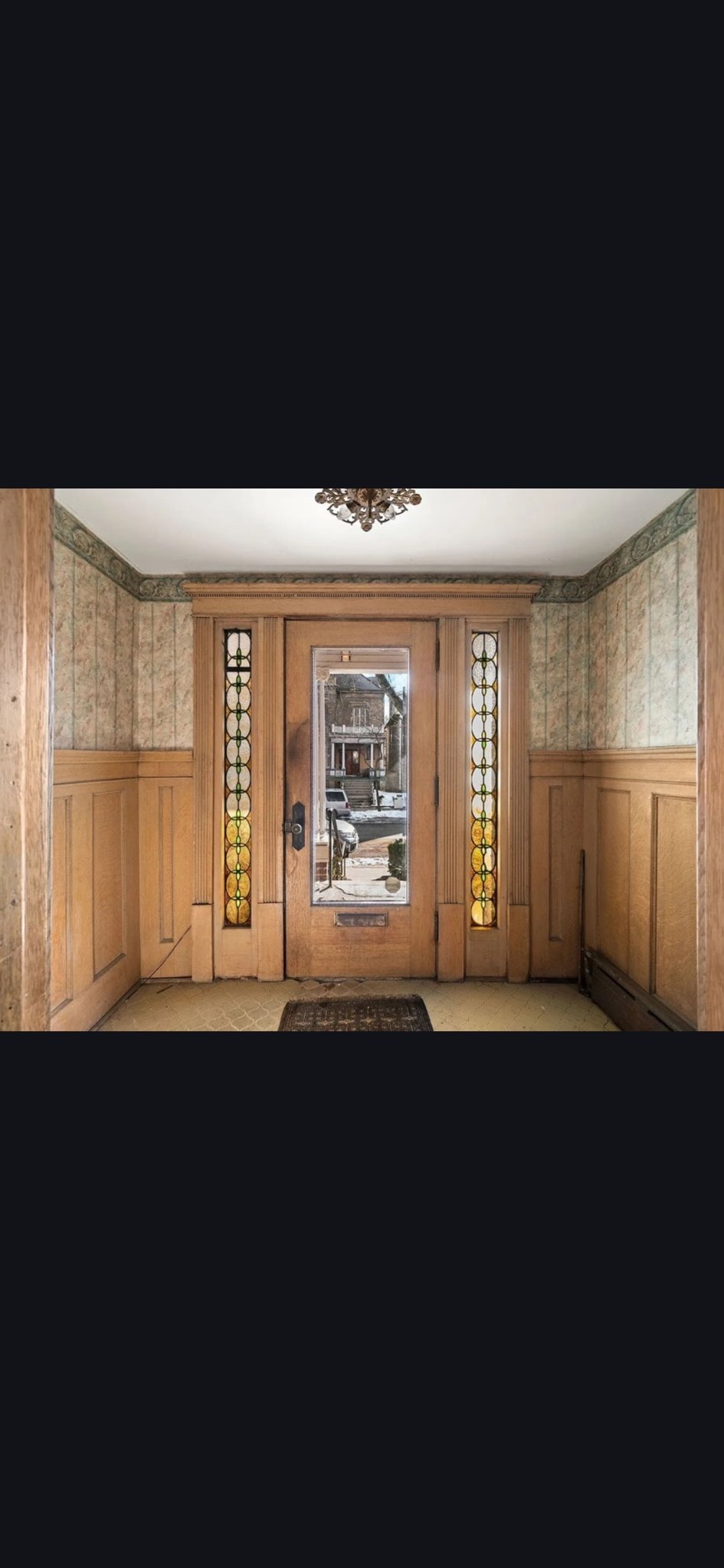 Morton Grove House: 7505 Emerson St