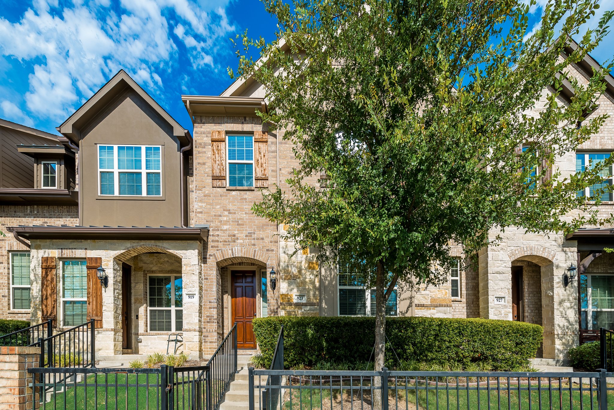 Richardson House: 923 Whitehall Drive