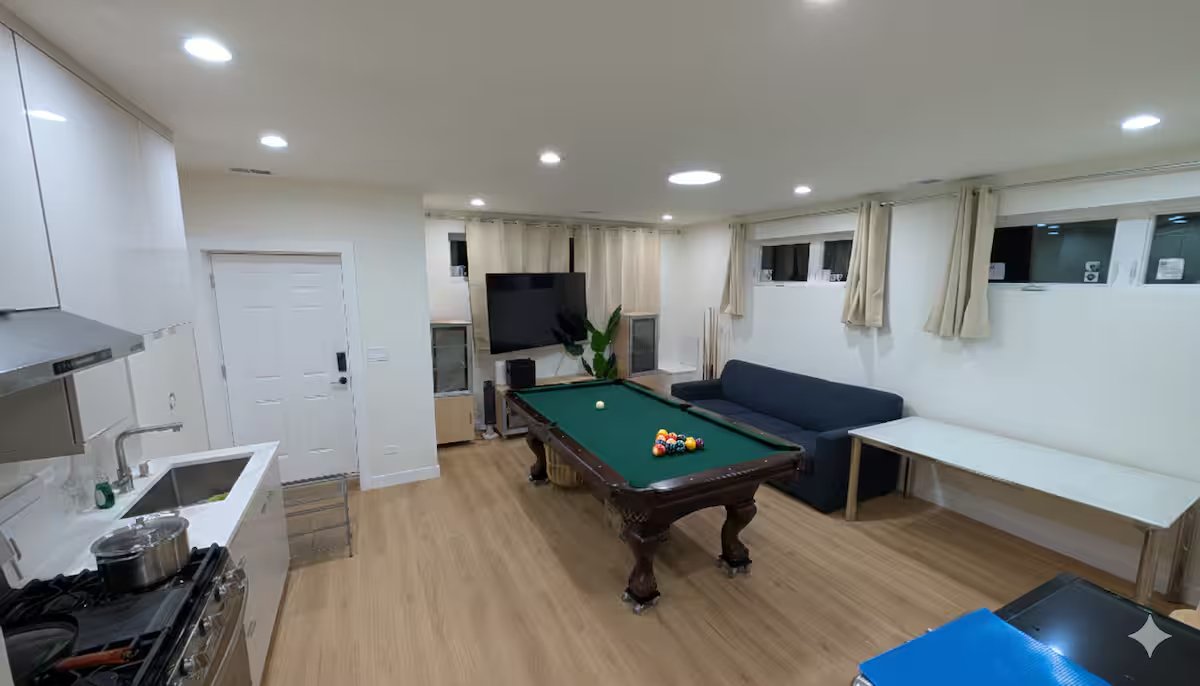 Chicago Multiplex: 3356 S Wallace St