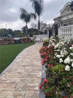 Santa Ana House: 1010 S. Elliott Place