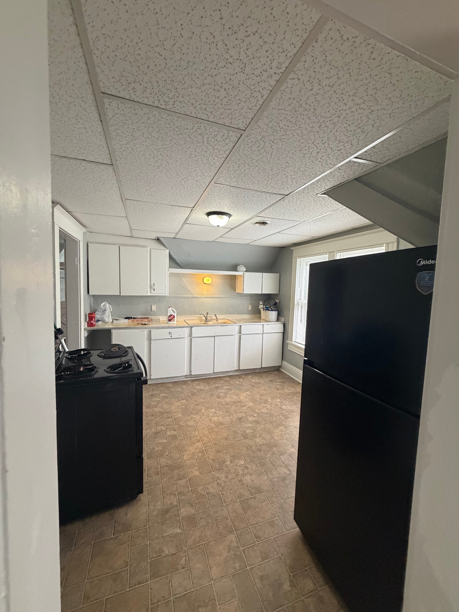 Joplin Multiplex: 616 W 6th St