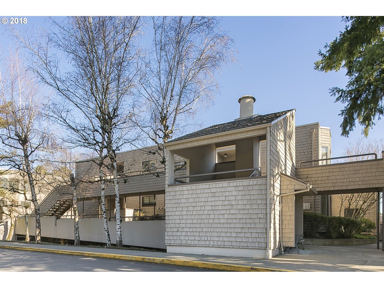 Portland Condo: 5858 S Riveridge Ln