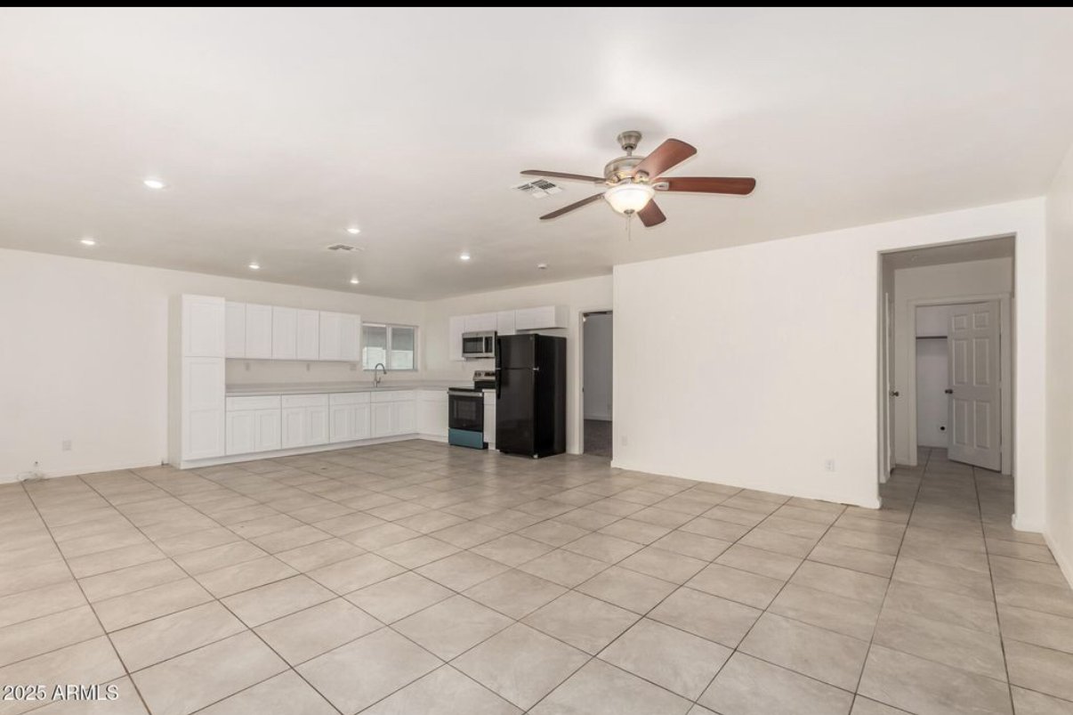 Phoenix Multiplex: 2828 E Chipman Rd