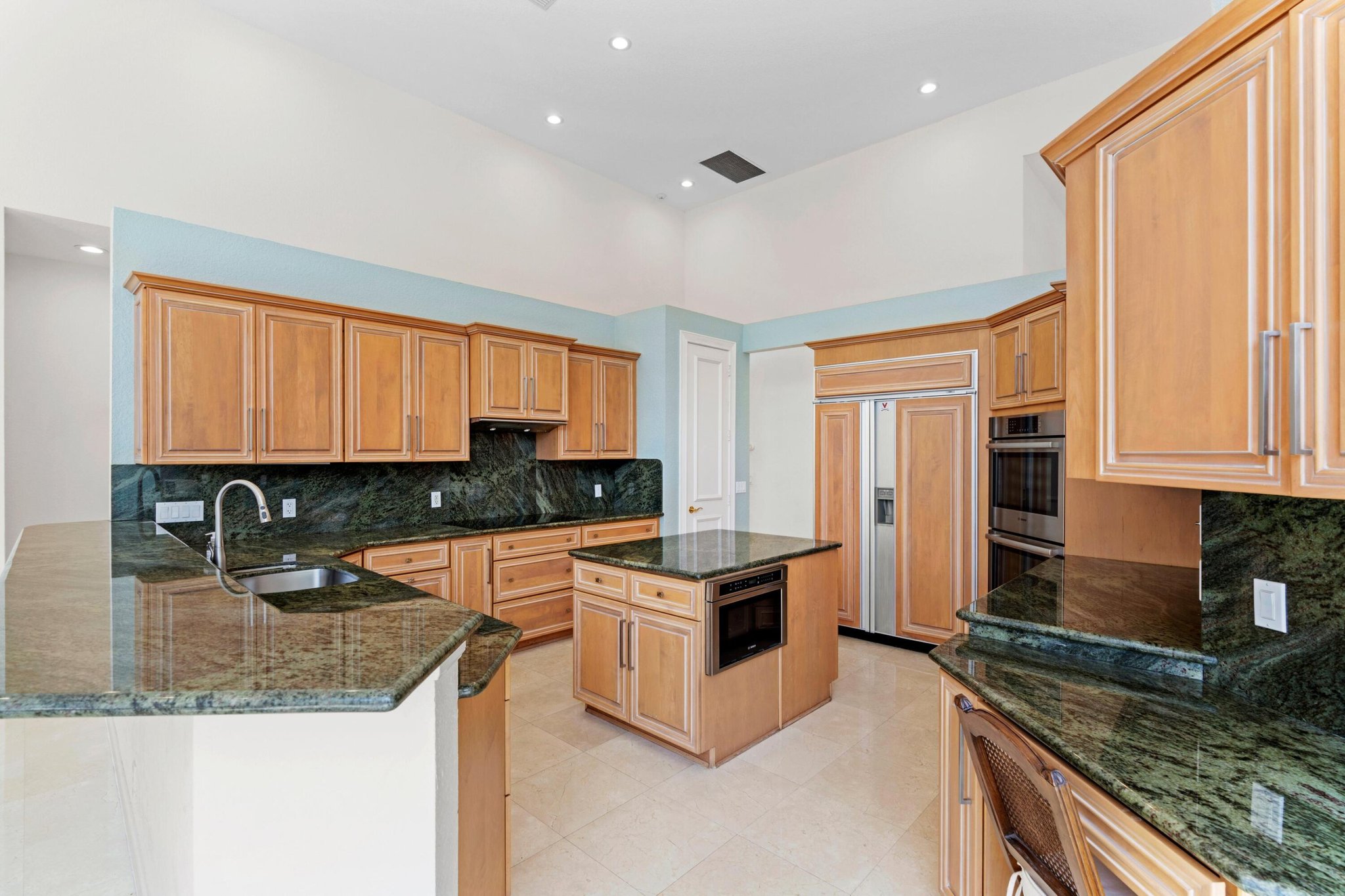 Boca Raton House: 19230 Fox Landing Drive