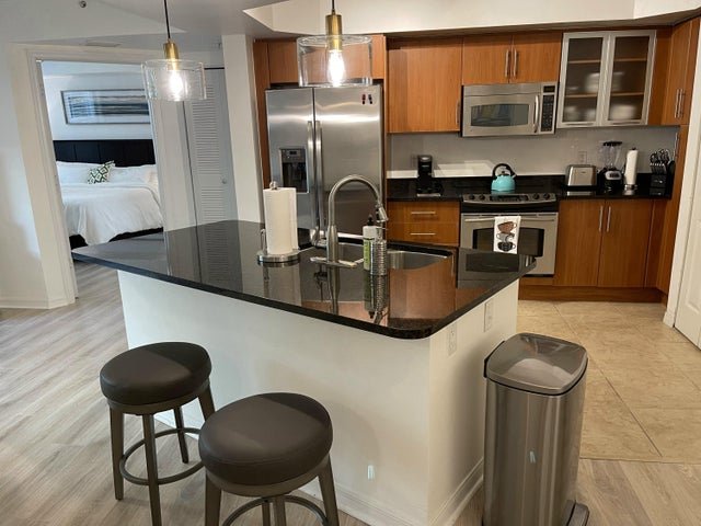 West Palm Beach Condo: 600 S Dixie Highway 534