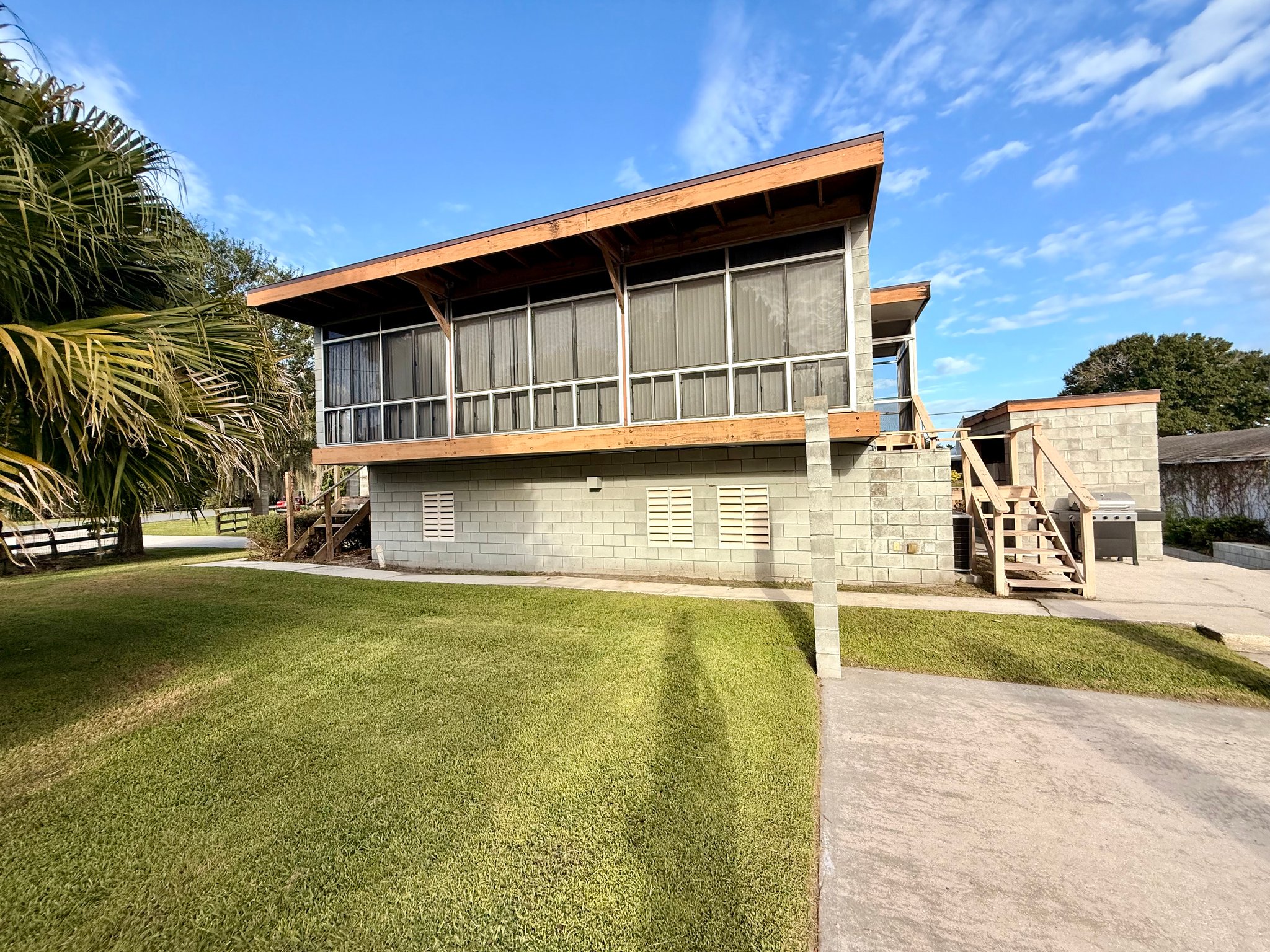 Haines City Multiplex: 160 Lakeview Dr