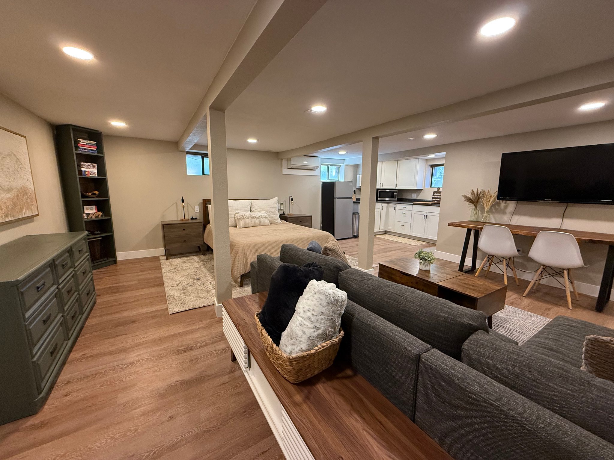 Vancouver Multiplex: 4004 NW Columbia St