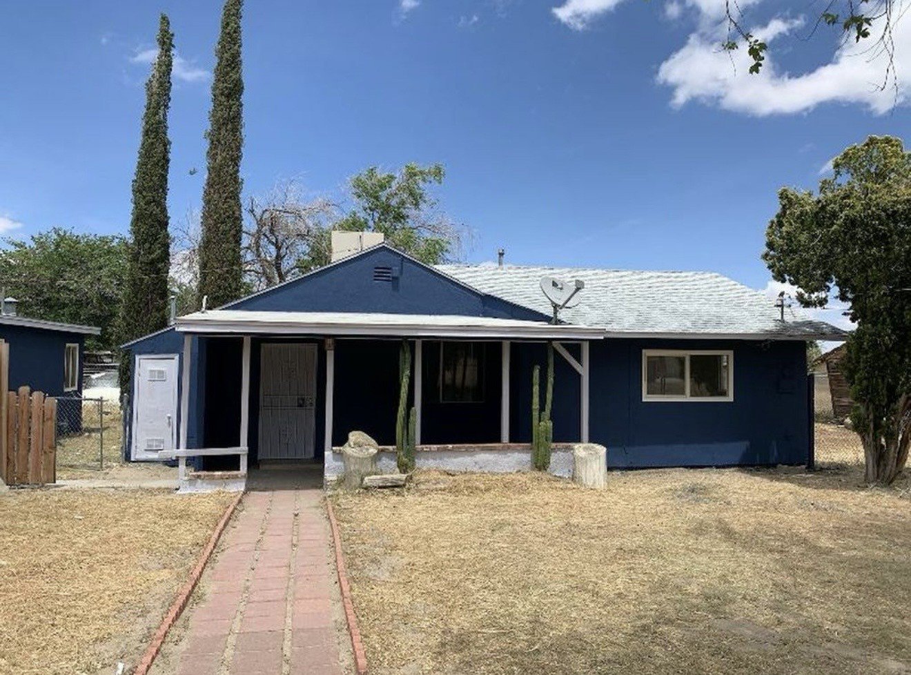 Littlerock House: 9531 E Ave T-12