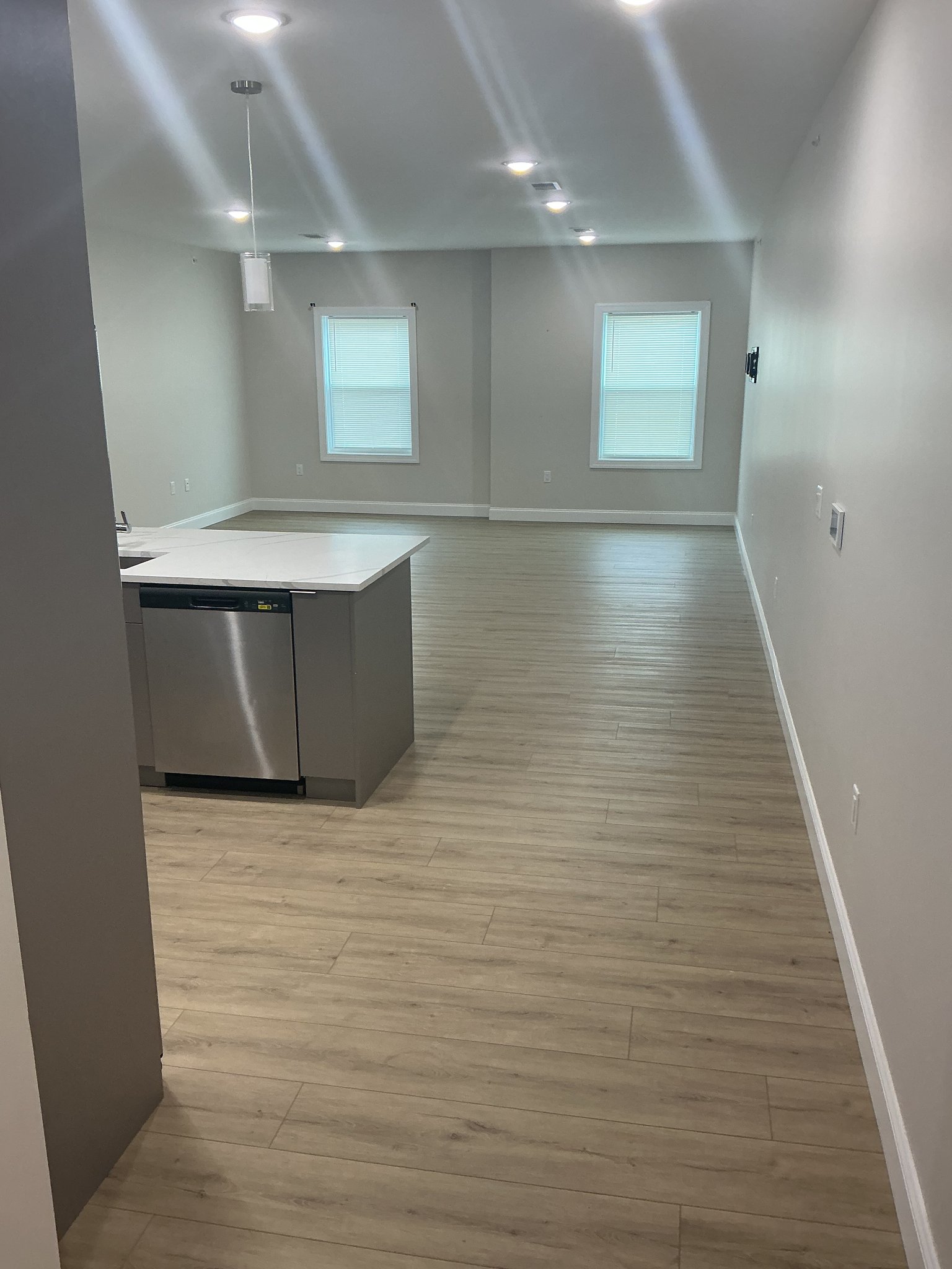 ELIZABETH Condo: 26 Elm St, Elizabeth, NJ 07208 – United States