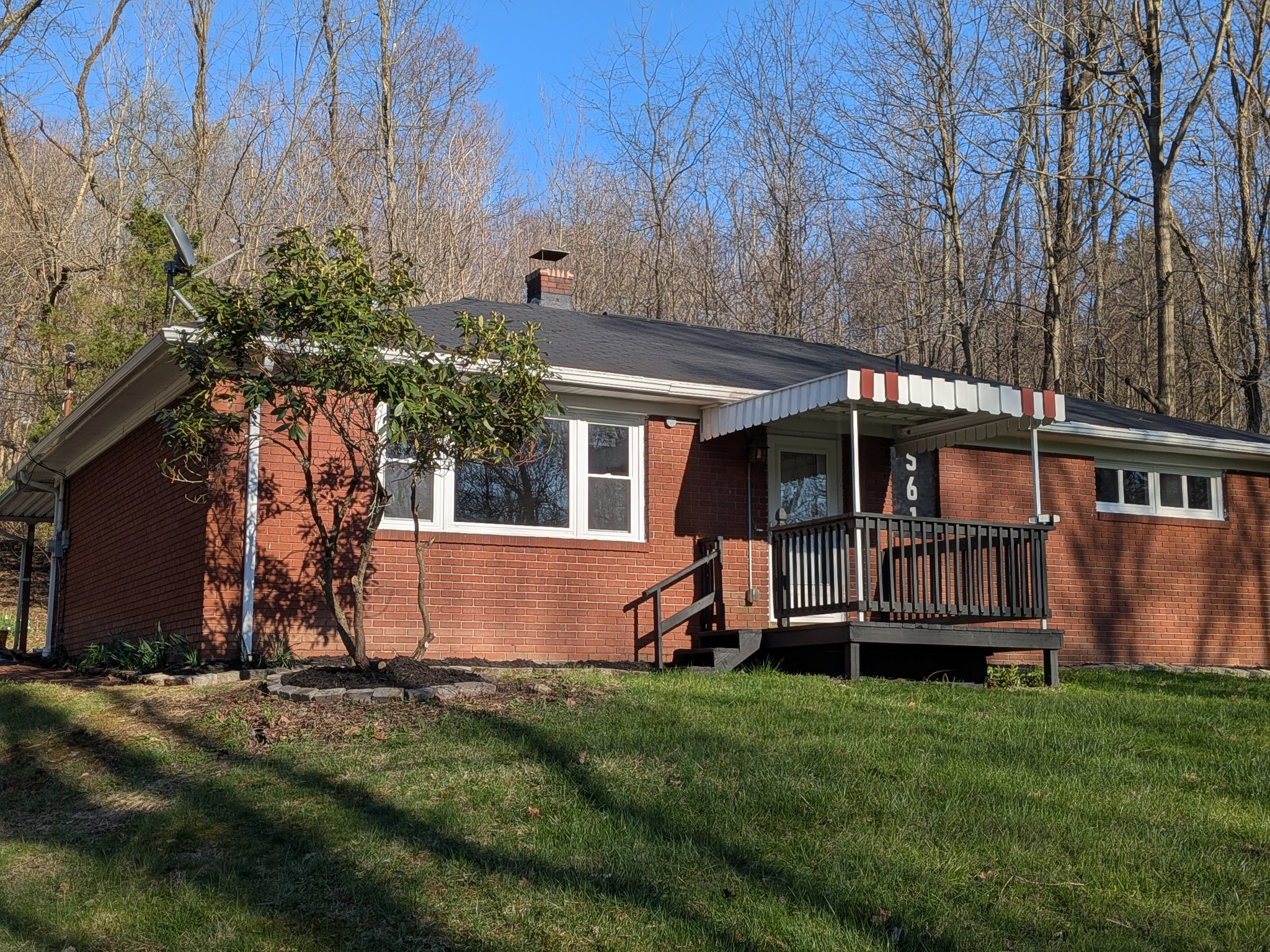 Rochester House: 561 Williams Ave