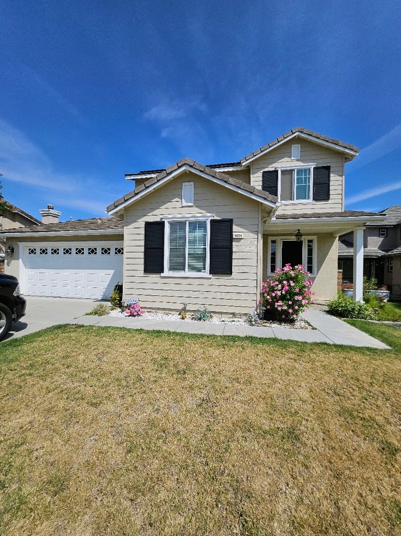 Eastvale House: 14024 Tiger Lily Ct