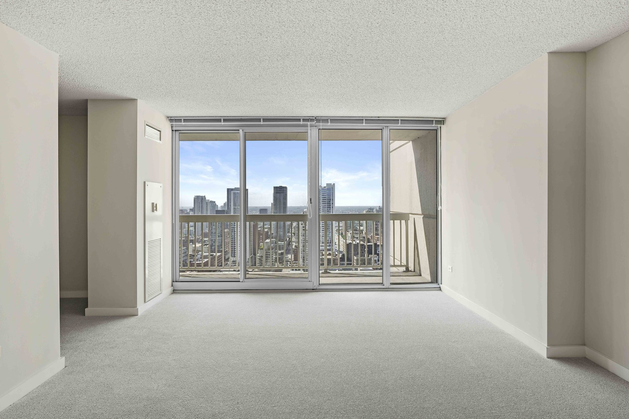 Chicago Condo: 598 N State St