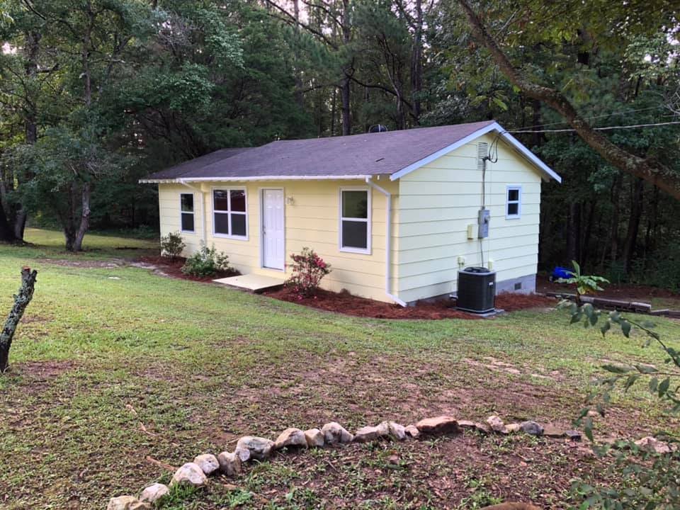 Wetumpka House: 2670 W Central Rd