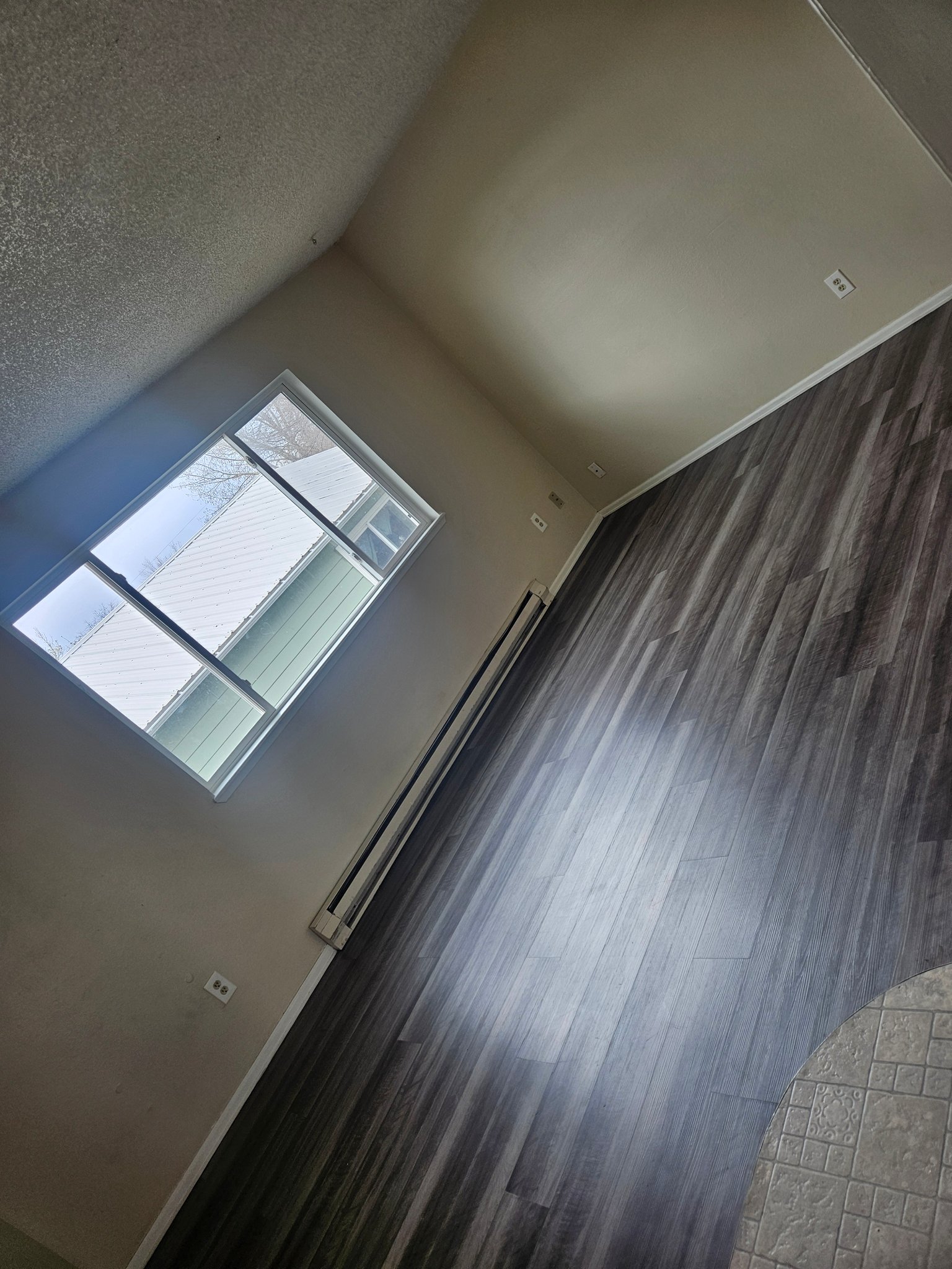 Riverton Apartment: 1211 E Park Ave