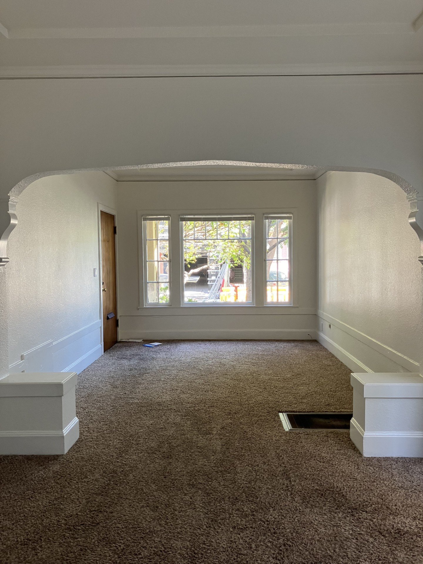 Oakland Multiplex: 2337 Waverly St