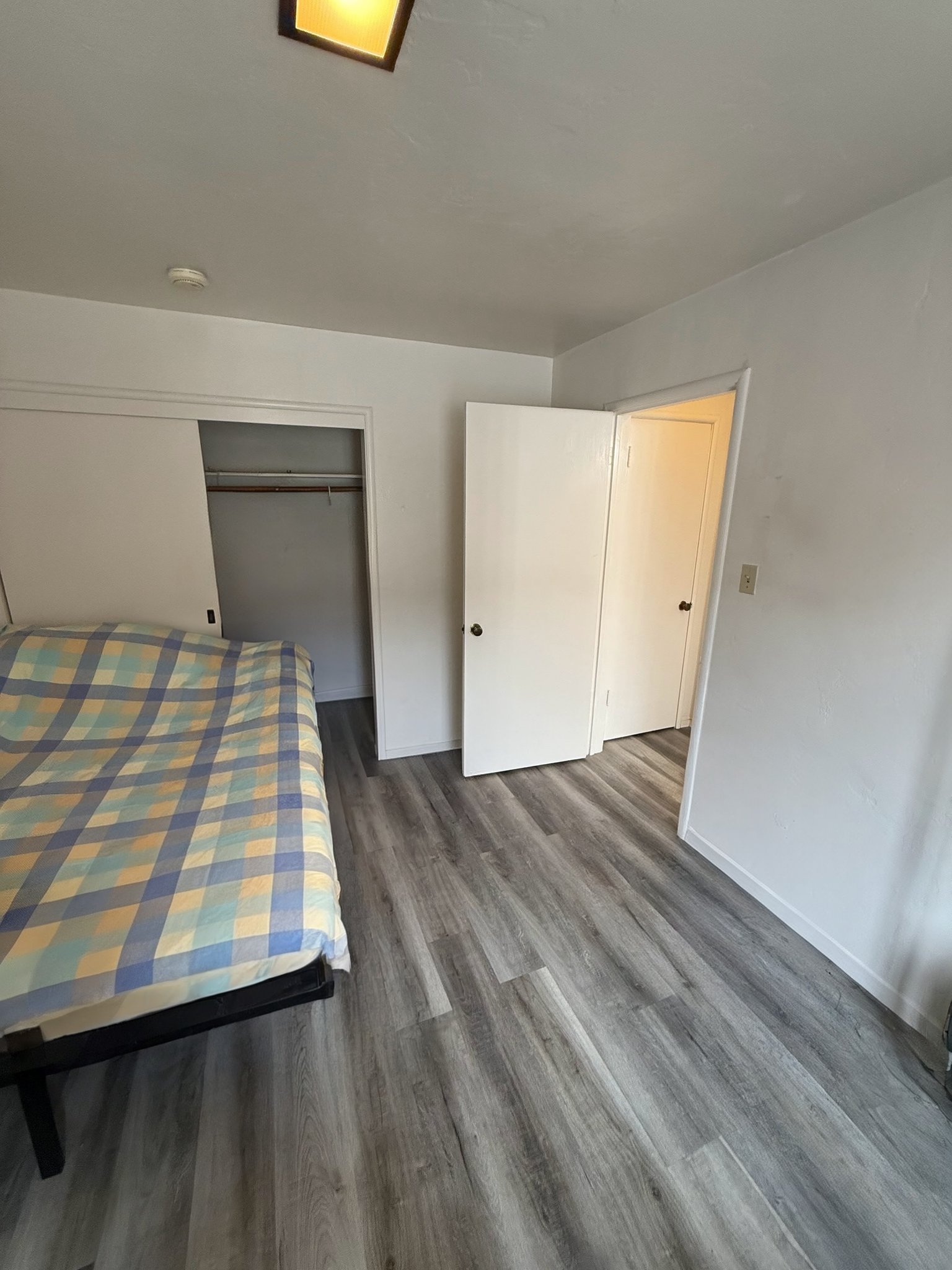 Berkeley Apartment: 1708 Euclid Ave