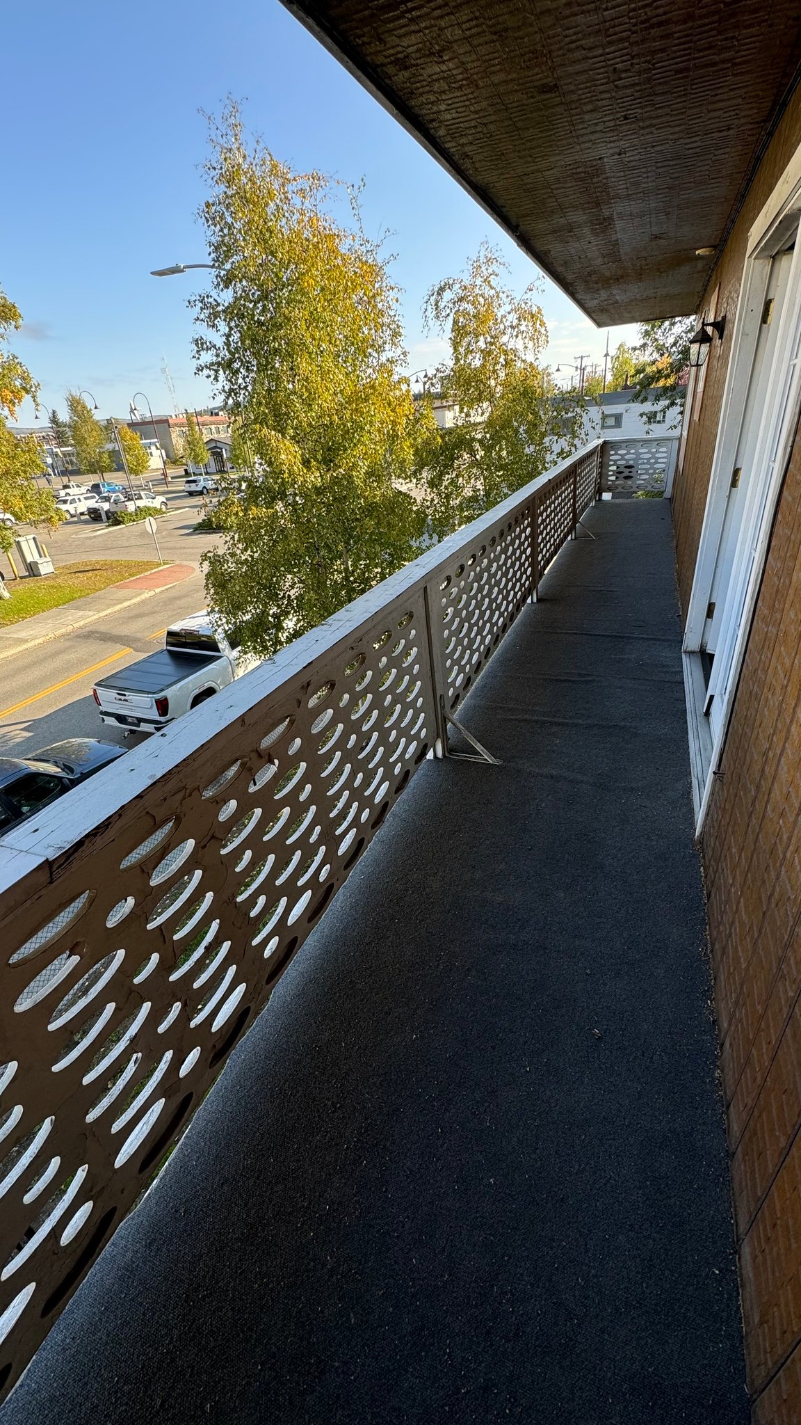 Fairbanks Apartment: 635 10th Ave