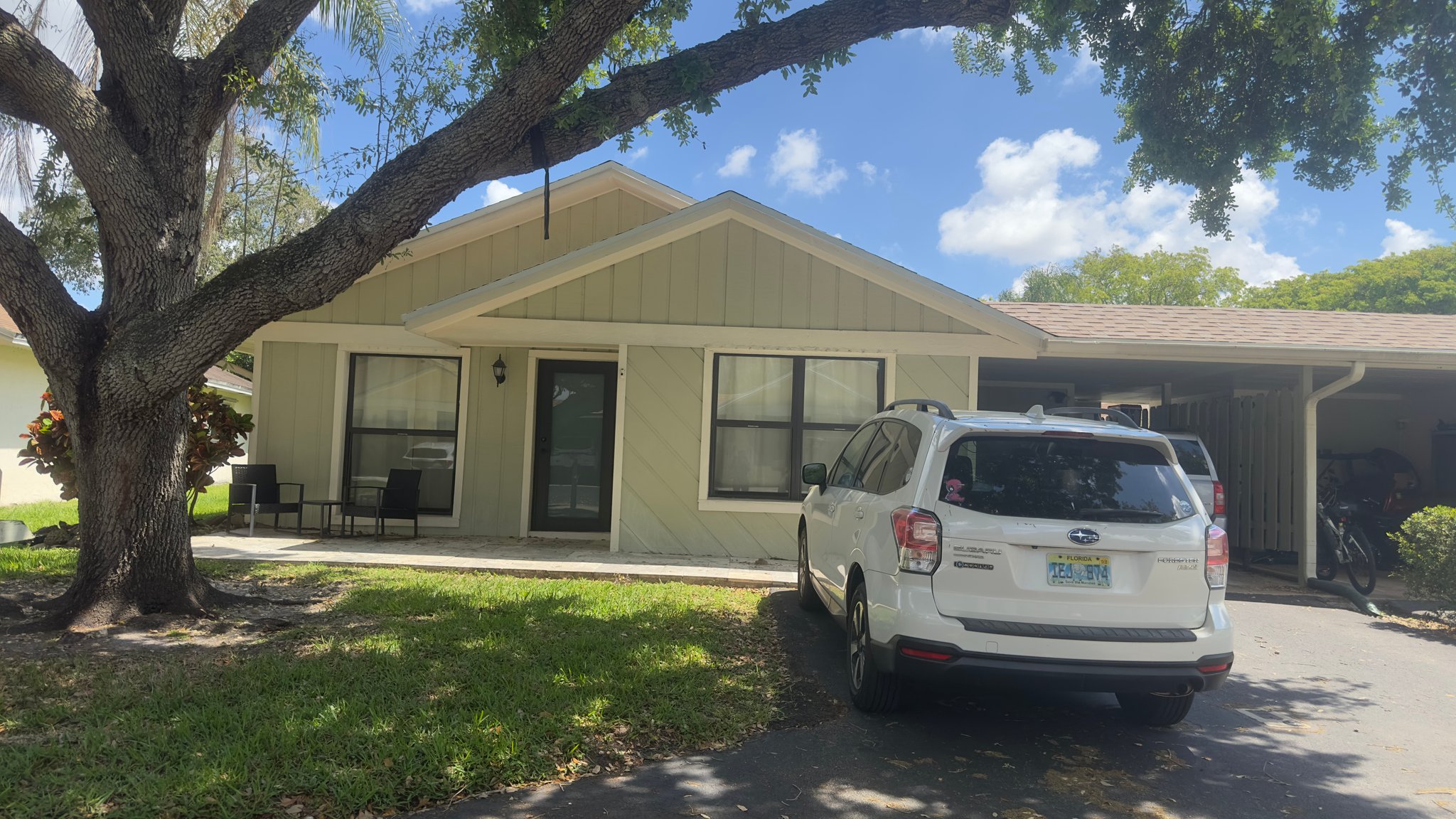 Davie Townhome: 3620 W. Bell Drive