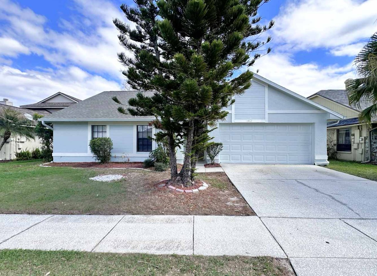 Brandon House: 1911 Coral Tree Ct