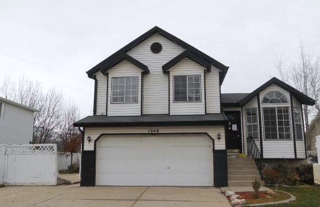 Layton House: 1248 E 3150 N