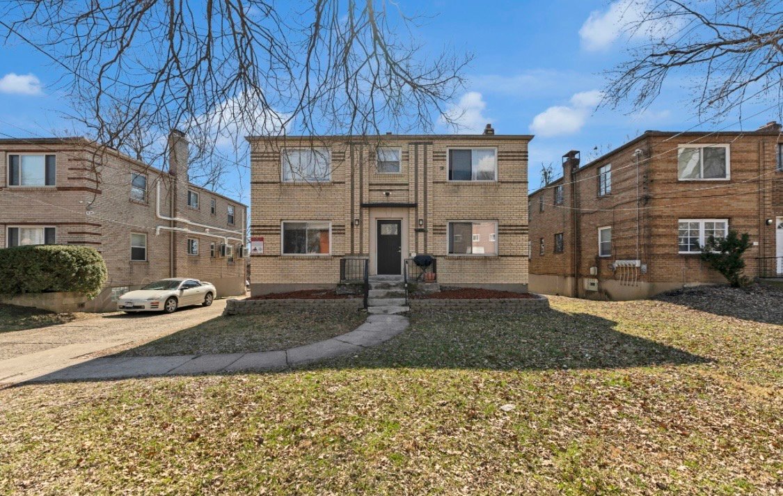 Cincinnati Multiplex: 1631 Summit Ave