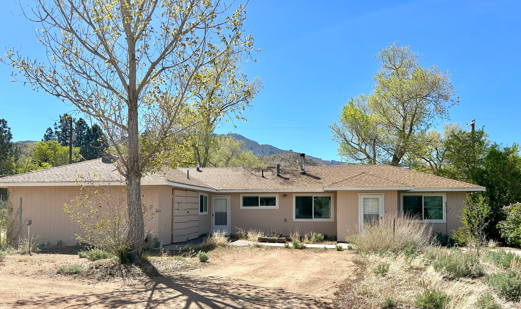 Coleville House: 107063 US Highway 395