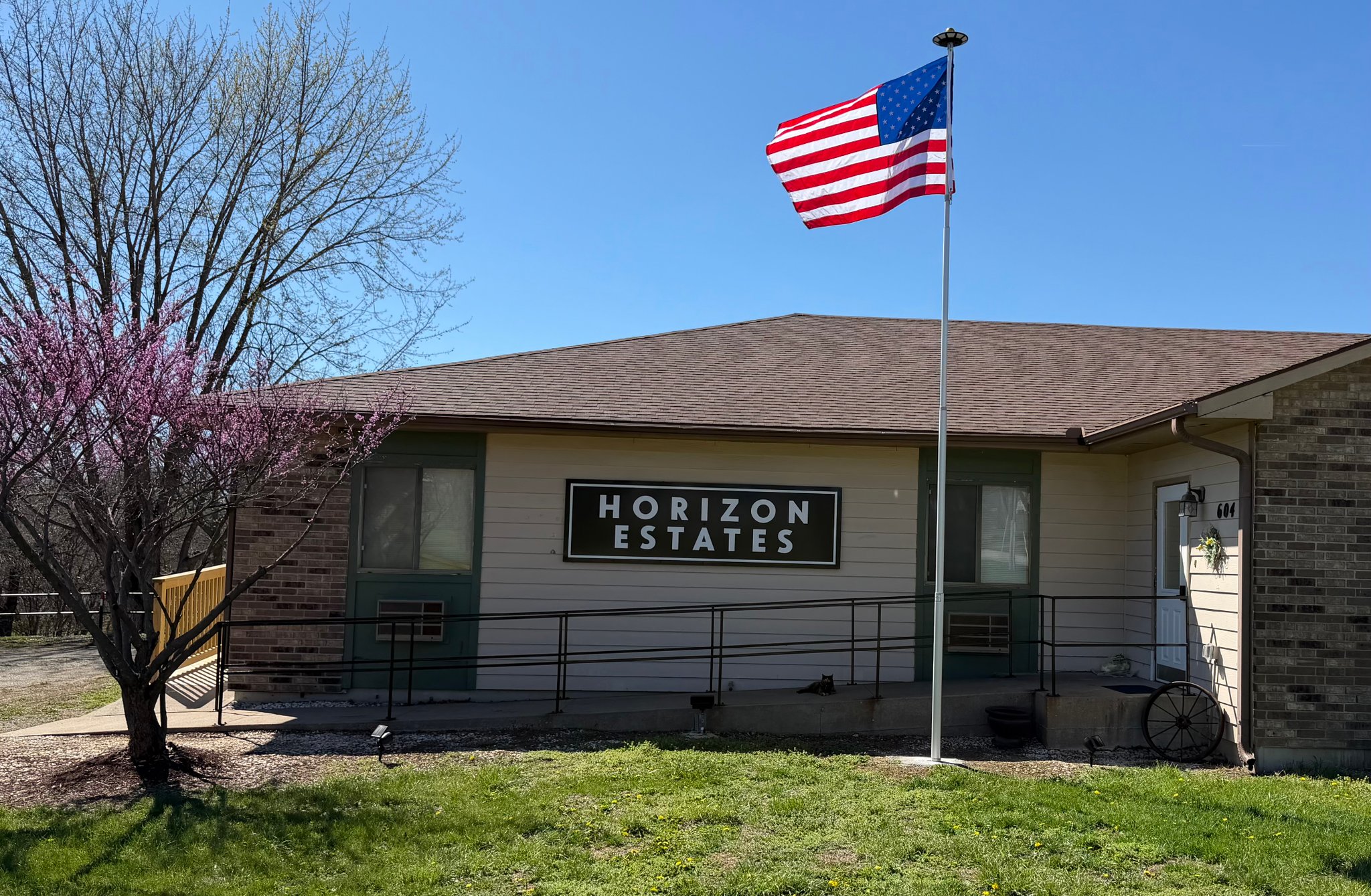 Maysville Apartment: 604 S Polk St