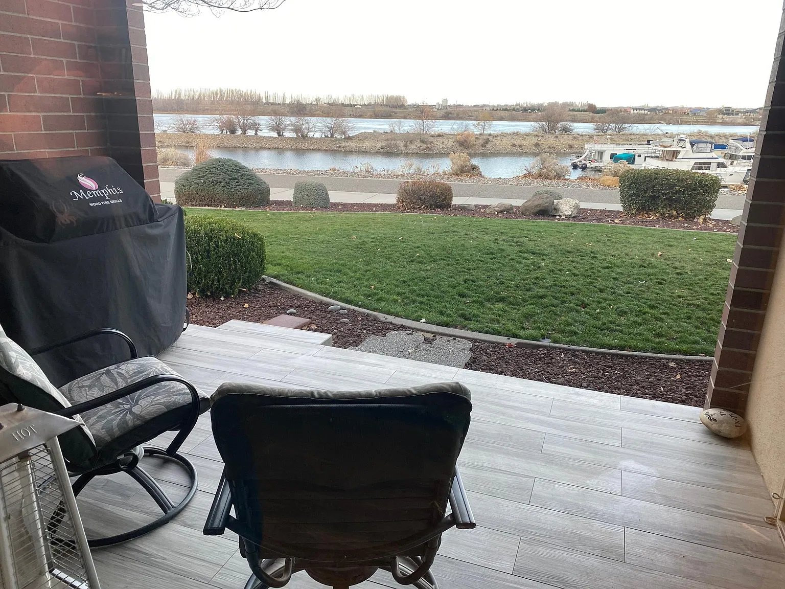 Richland Condo: 300 Columbia Point Dr.