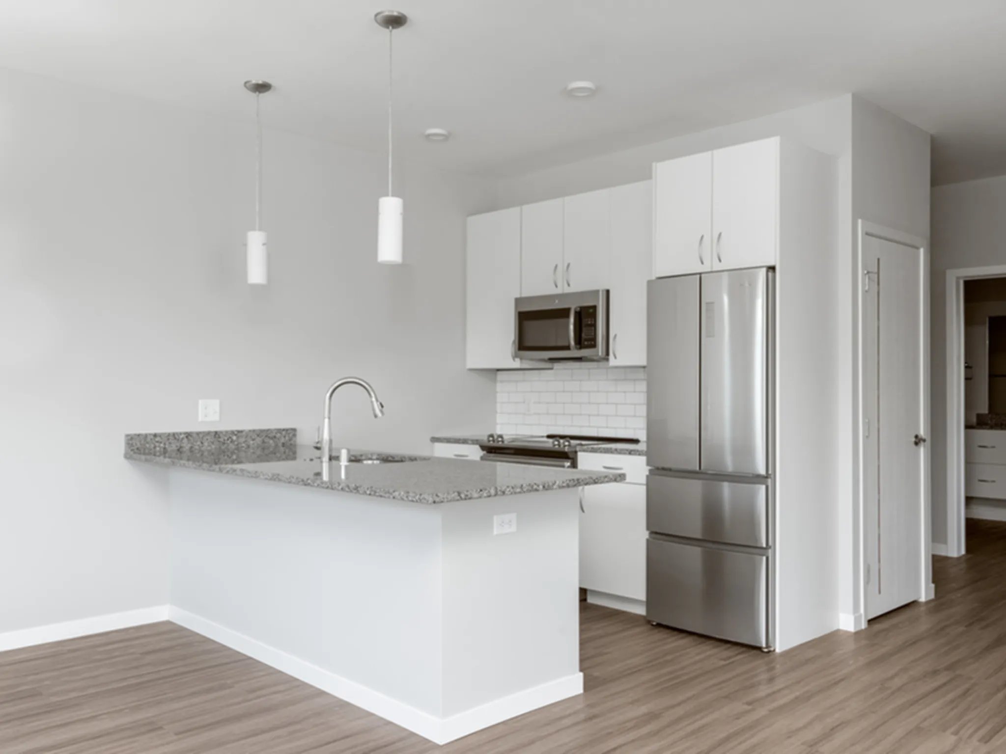 Milwaukee Apartment: 1623 N Jackson St