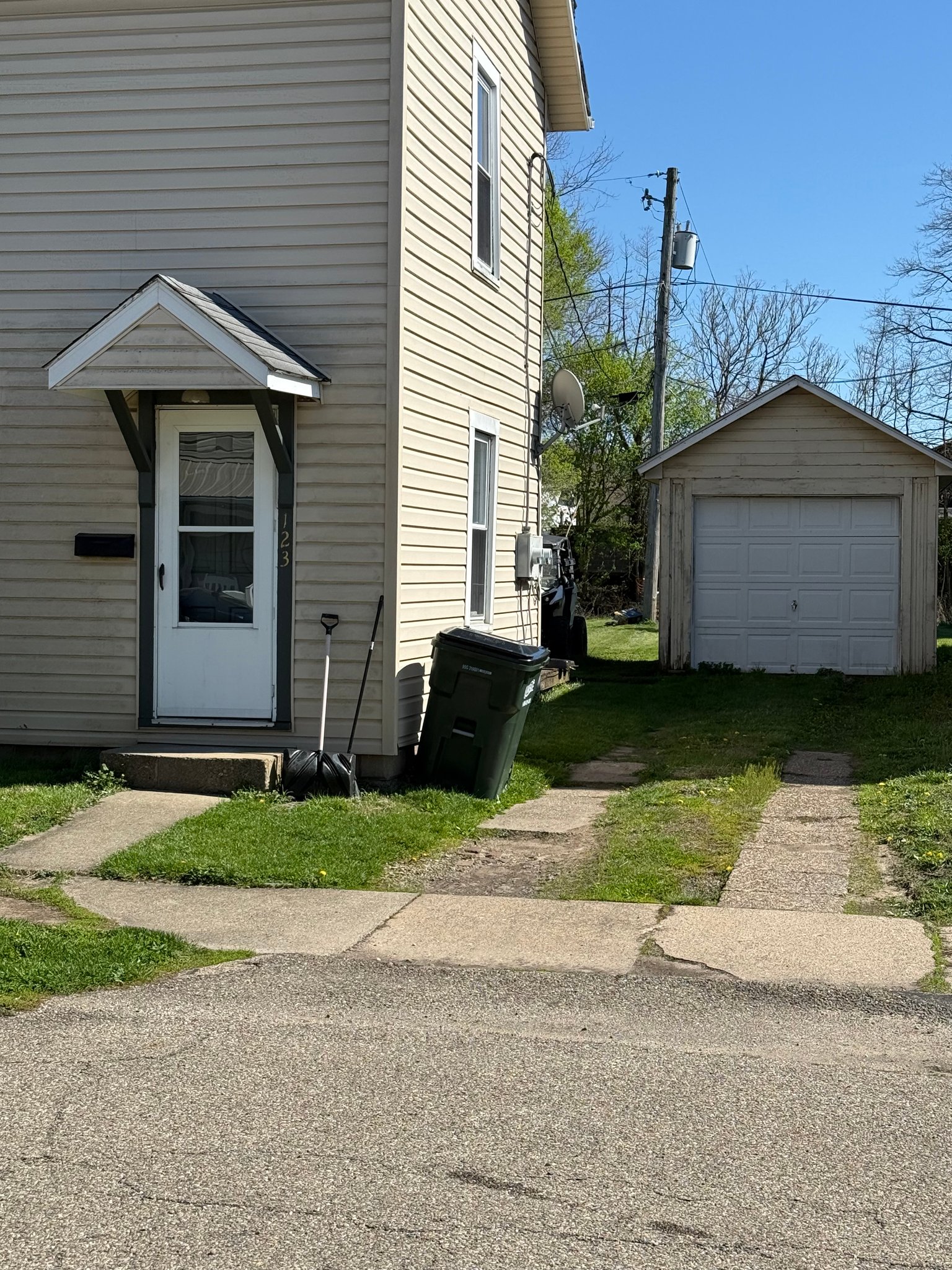 Newcomerstown Other: 123 E Church St