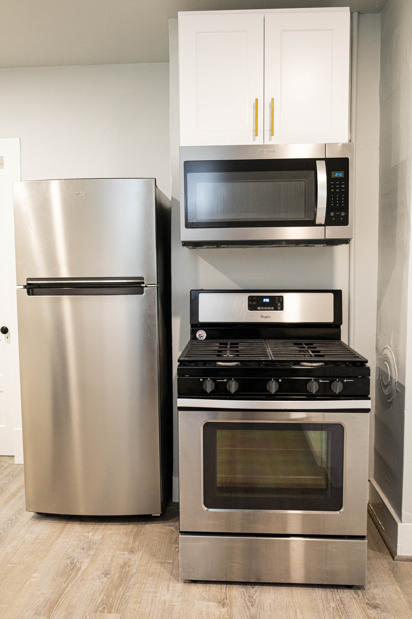 Everett Apartment: 2402 Rucker Ave