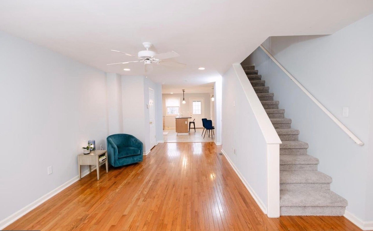 Baltimore Townhome: 3732 Falls Rd
