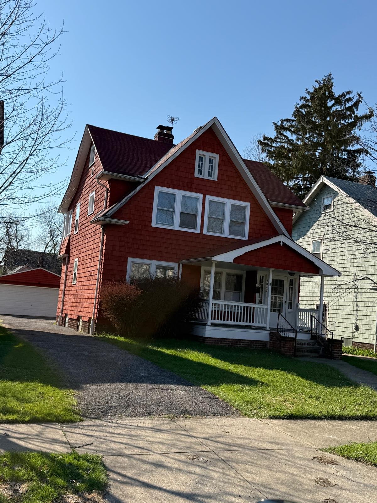 Cleveland Heights House: 2048 Rossmoor Rd