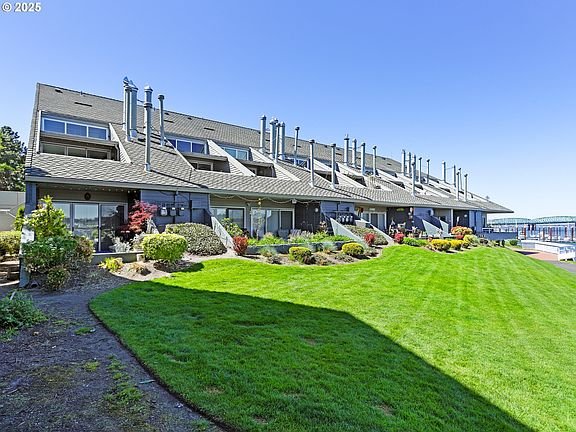 portland Apartment: 81 N Hayden Bay Dr