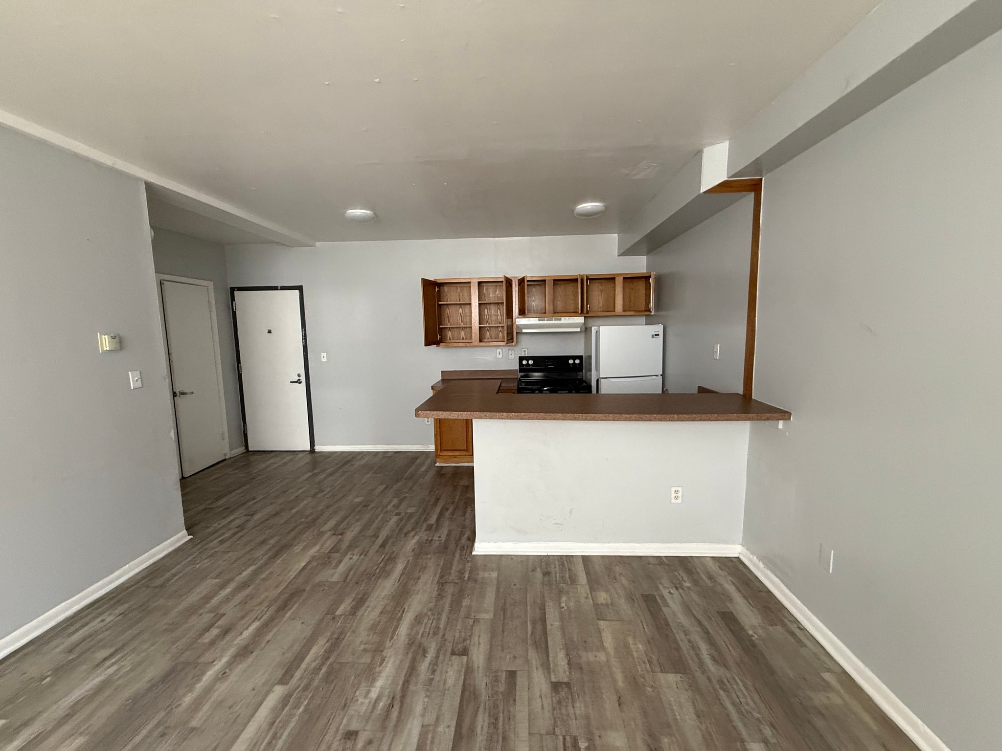 Hartford Apartment: 194 Washington St