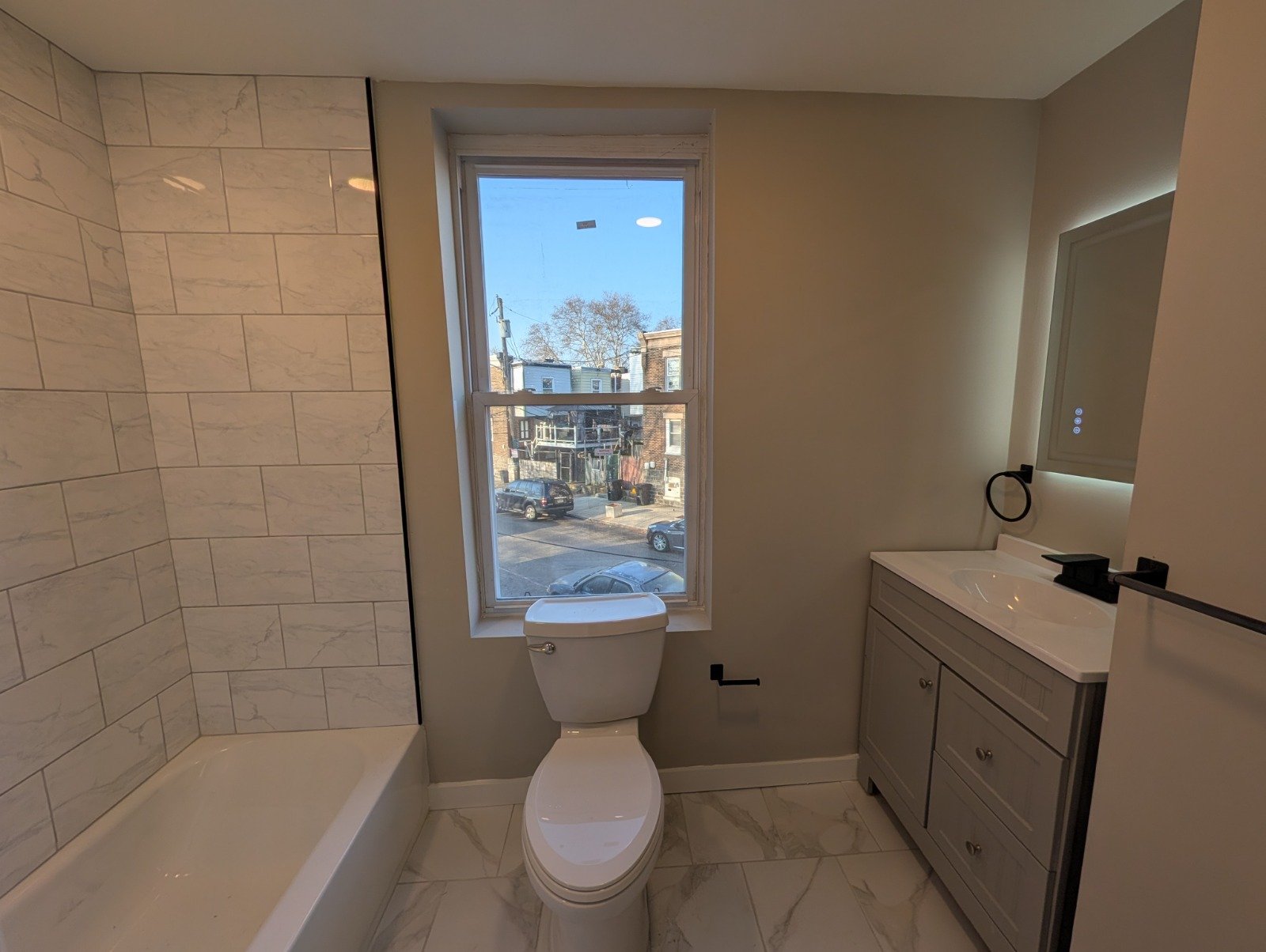 Philadelphia Apartment: 4250 Lancaster Ave, Philadelphia, PA 19104