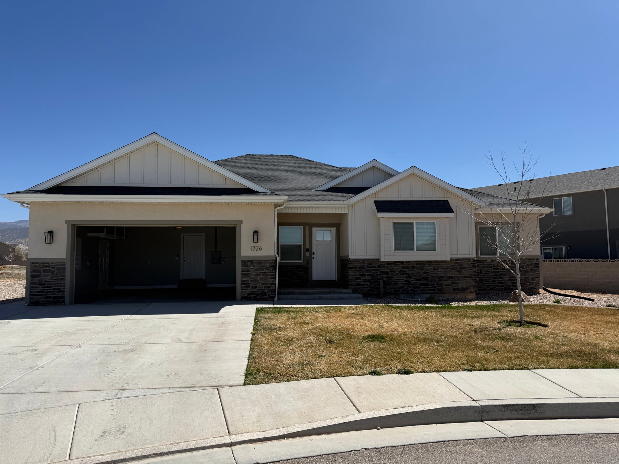 Cedar City House: 1726 N 3175 W