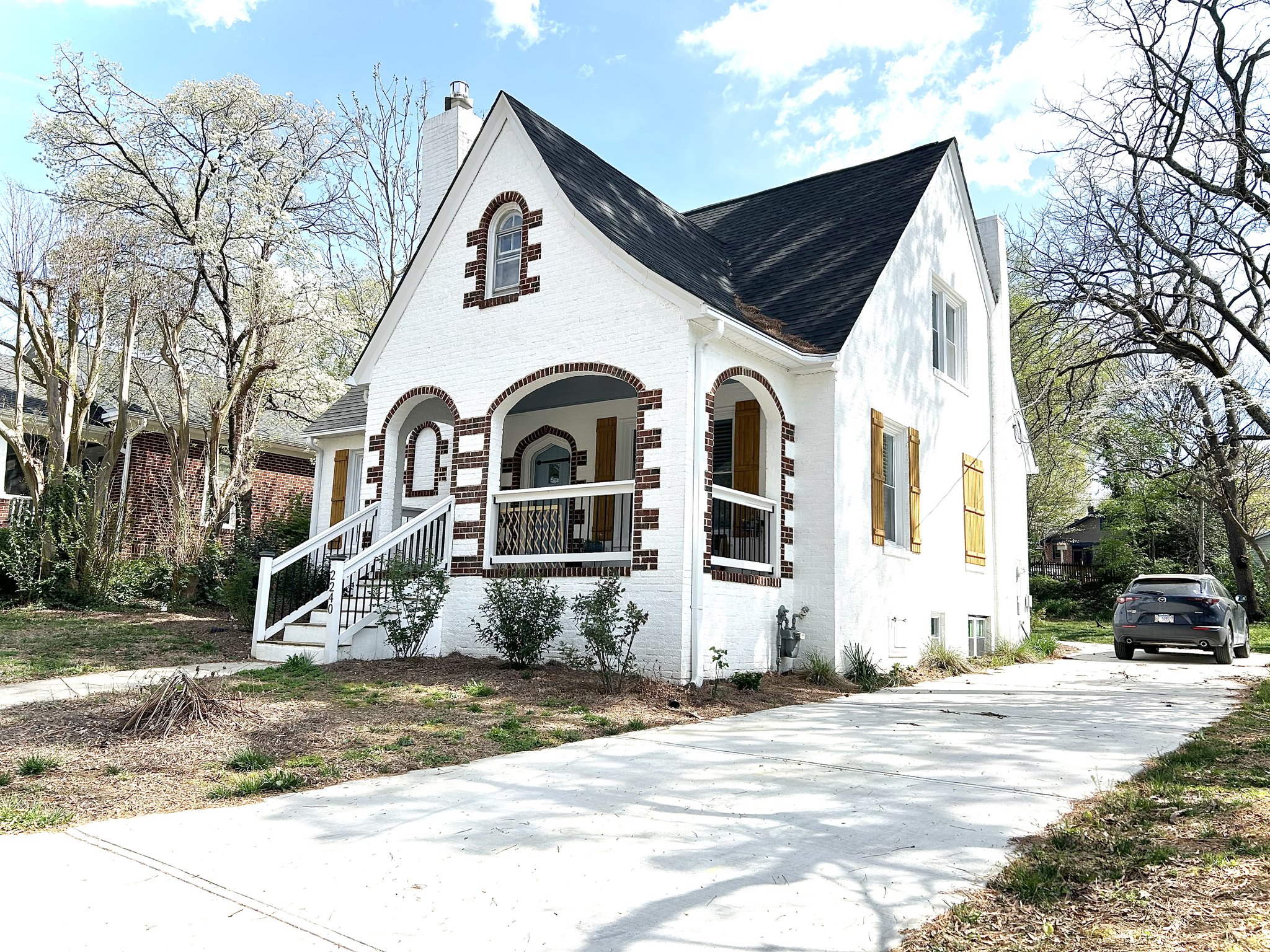 Winston-Salem House: 2240 Queen St