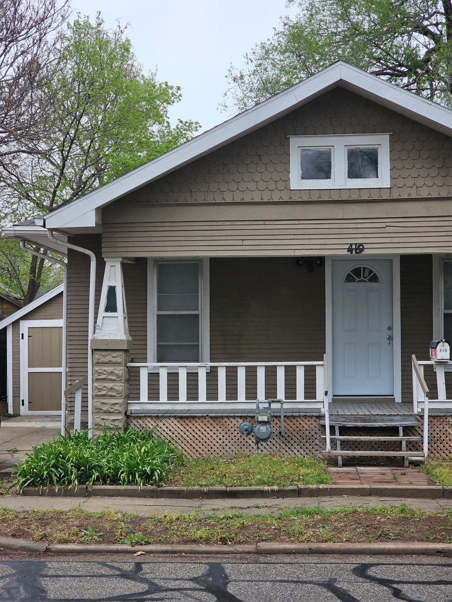 Salina House: 419 Montrose