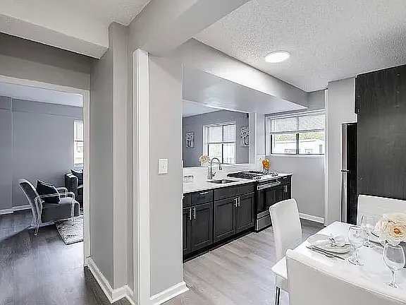 Philadelphia Apartment: 5602 Ogontz Ave, Philadelphia, PA 19141, USA