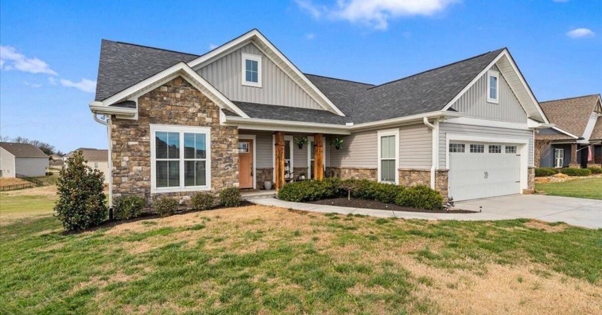 Sevierville House: 2883 Alden Glenn Ct